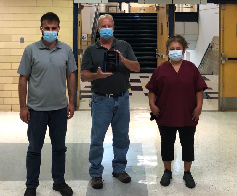 Spotswood Elem custodians with award